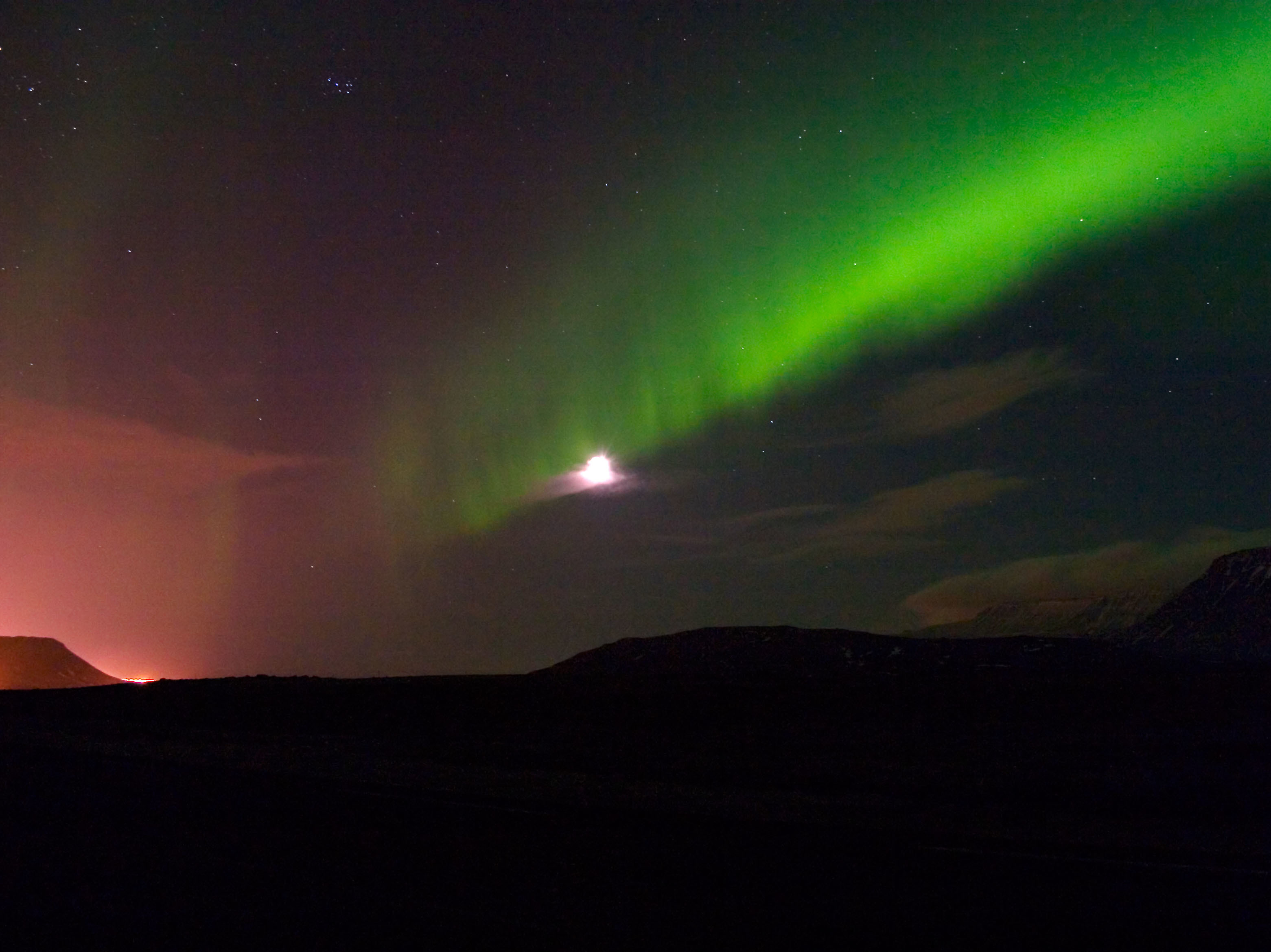 Reykjavik Turns Off Street Lights To Turn Up The Northern Lights