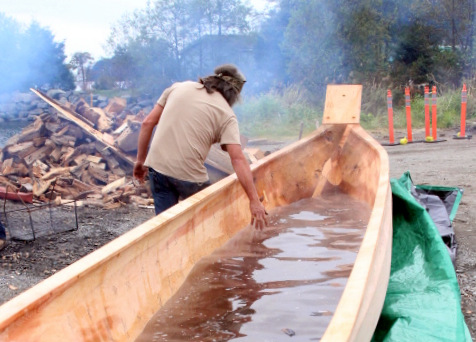 Canoe steaming carries on Tlingit and Haida tradition