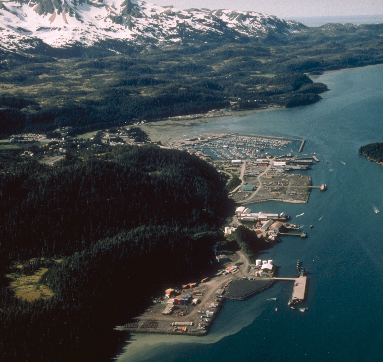 Anchorage fuel company settles with EPA for Clean Air Act violations
