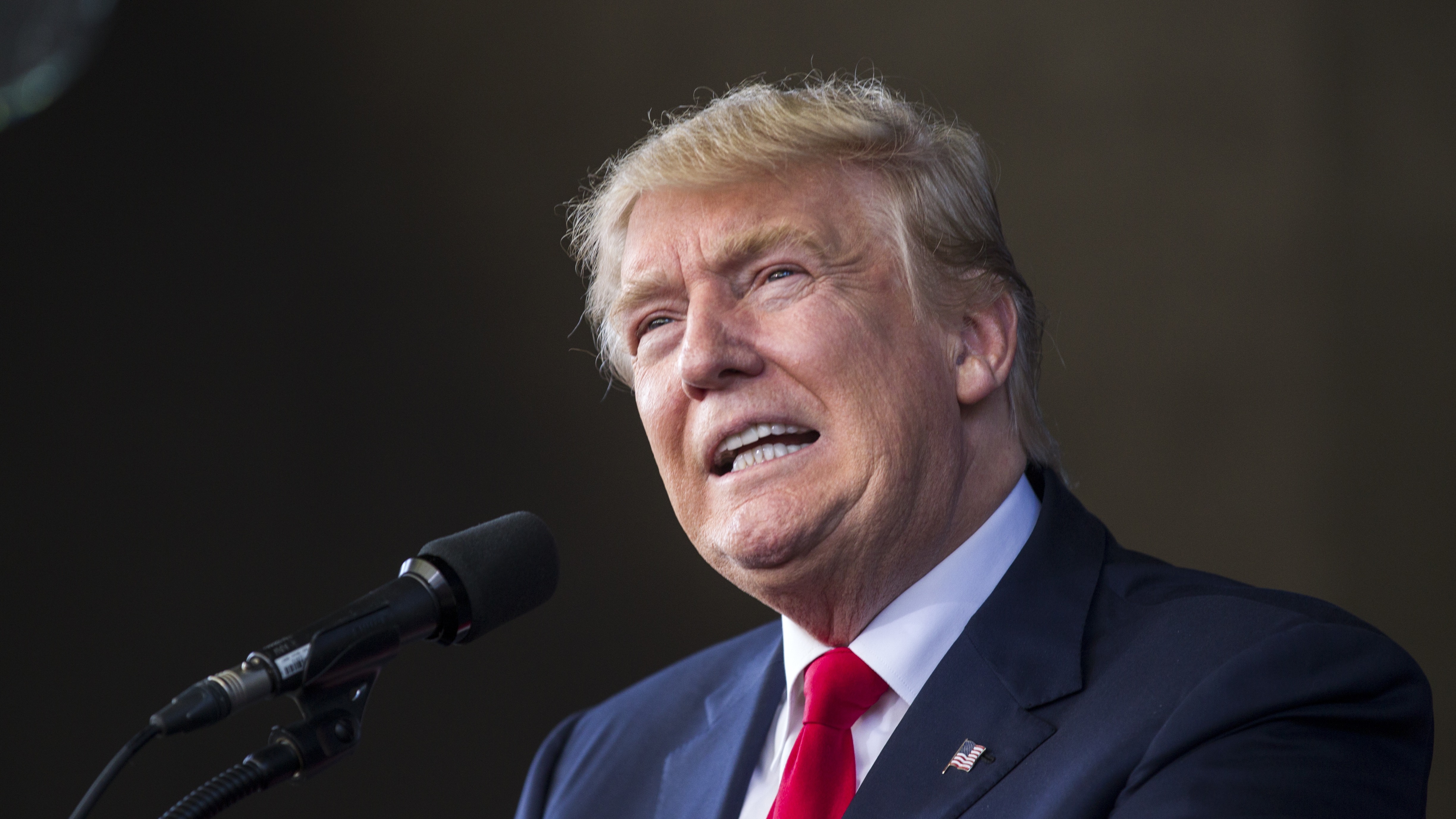 Trump, down in the polls, tells supporters to ignore ‘phony polls’