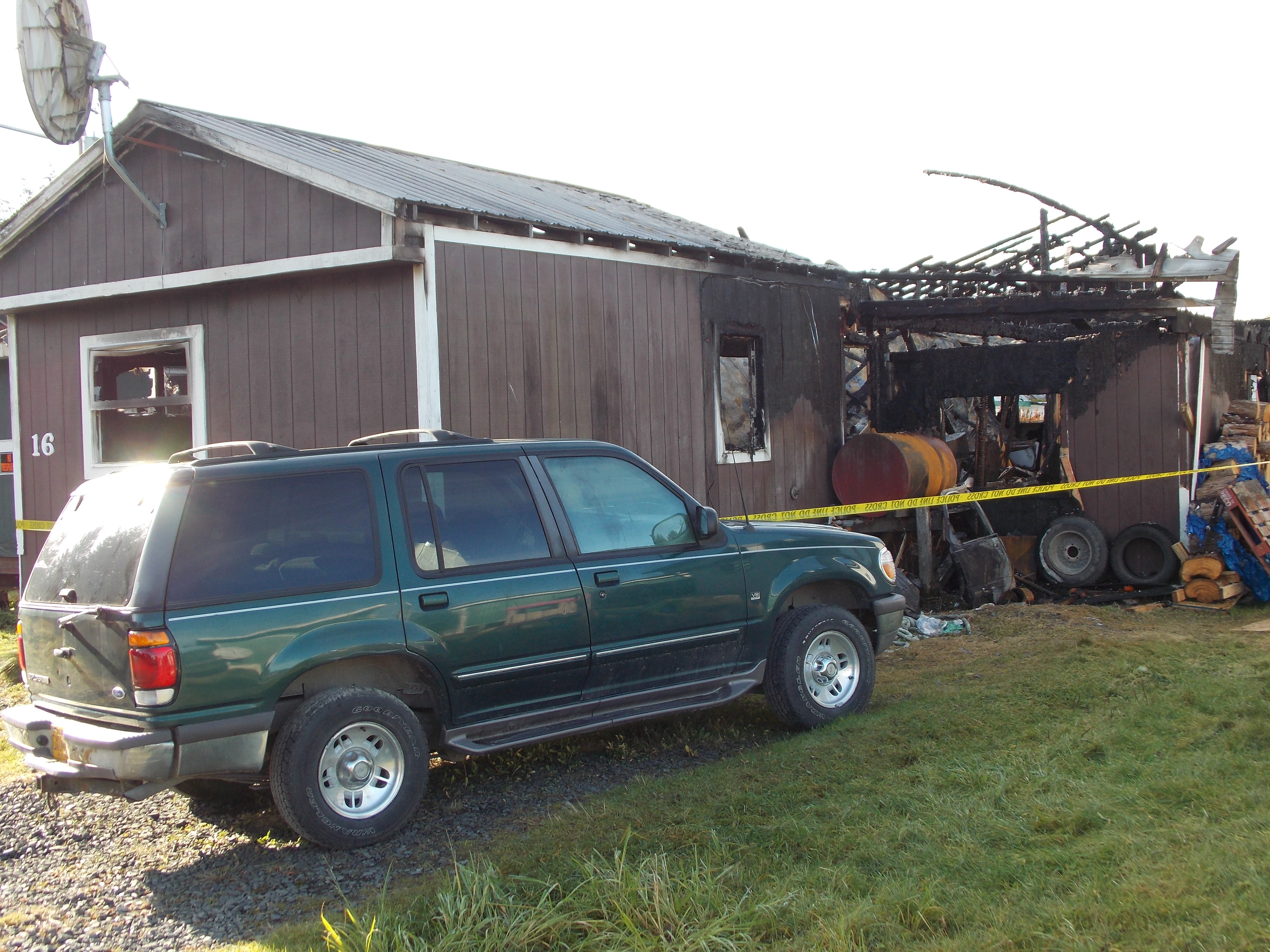 Late night fire guts Petersburg mobile home