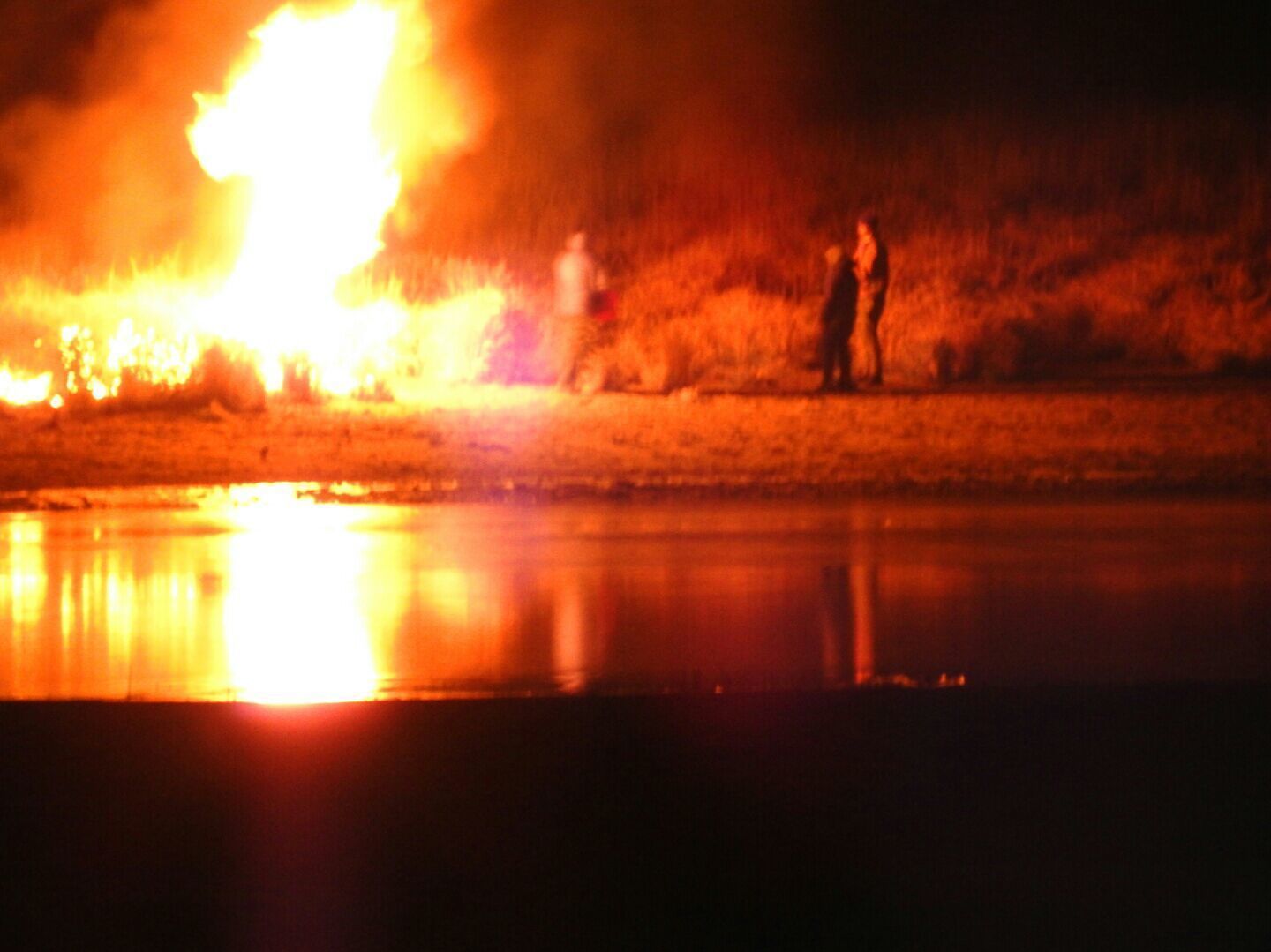 Police, protesters clash near Dakota Access Pipeline route