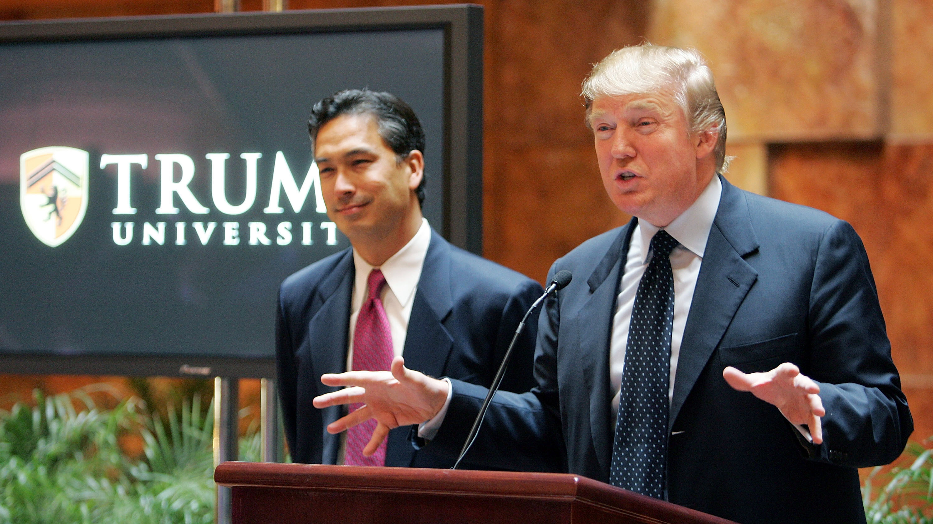 New York attorney general says Trump agrees to Trump University settlement