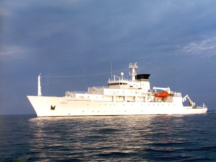 China Seizes U.S. Underwater Drone From International Waters, Pentagon Says