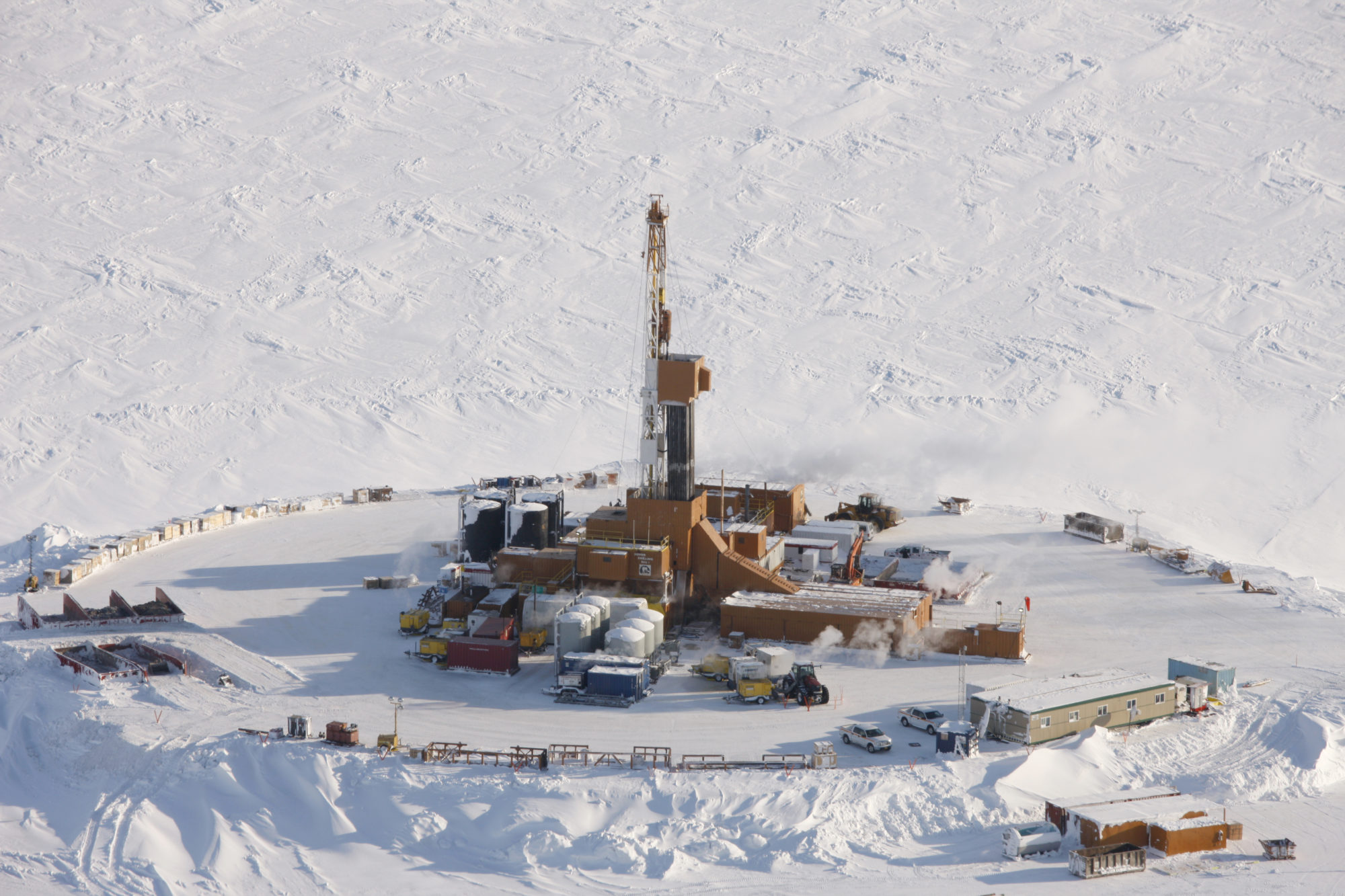 Oil industry prepares to fight to keep tax credits alive in 2017