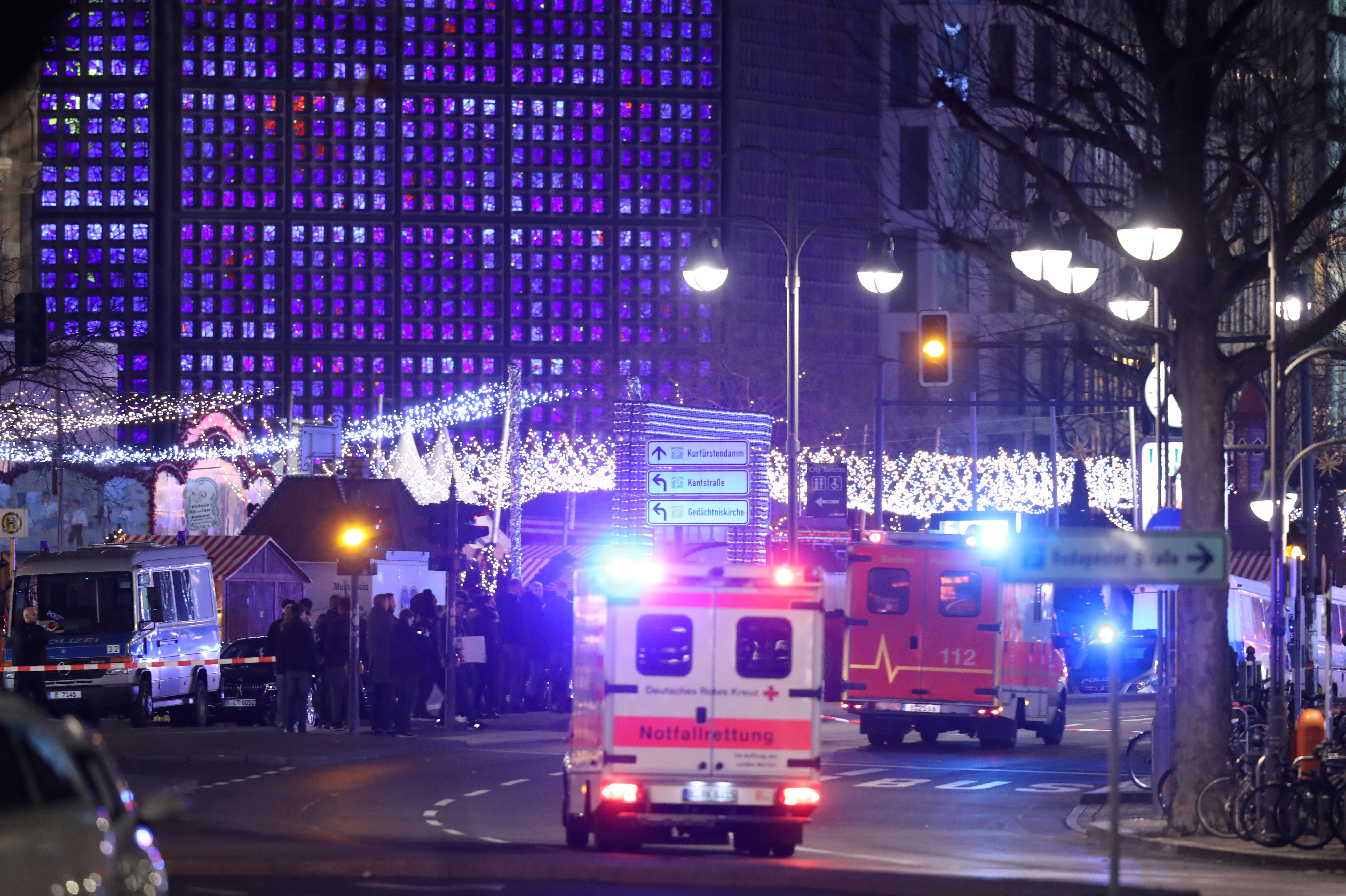 Truck drives through Christmas market crowd in Germany