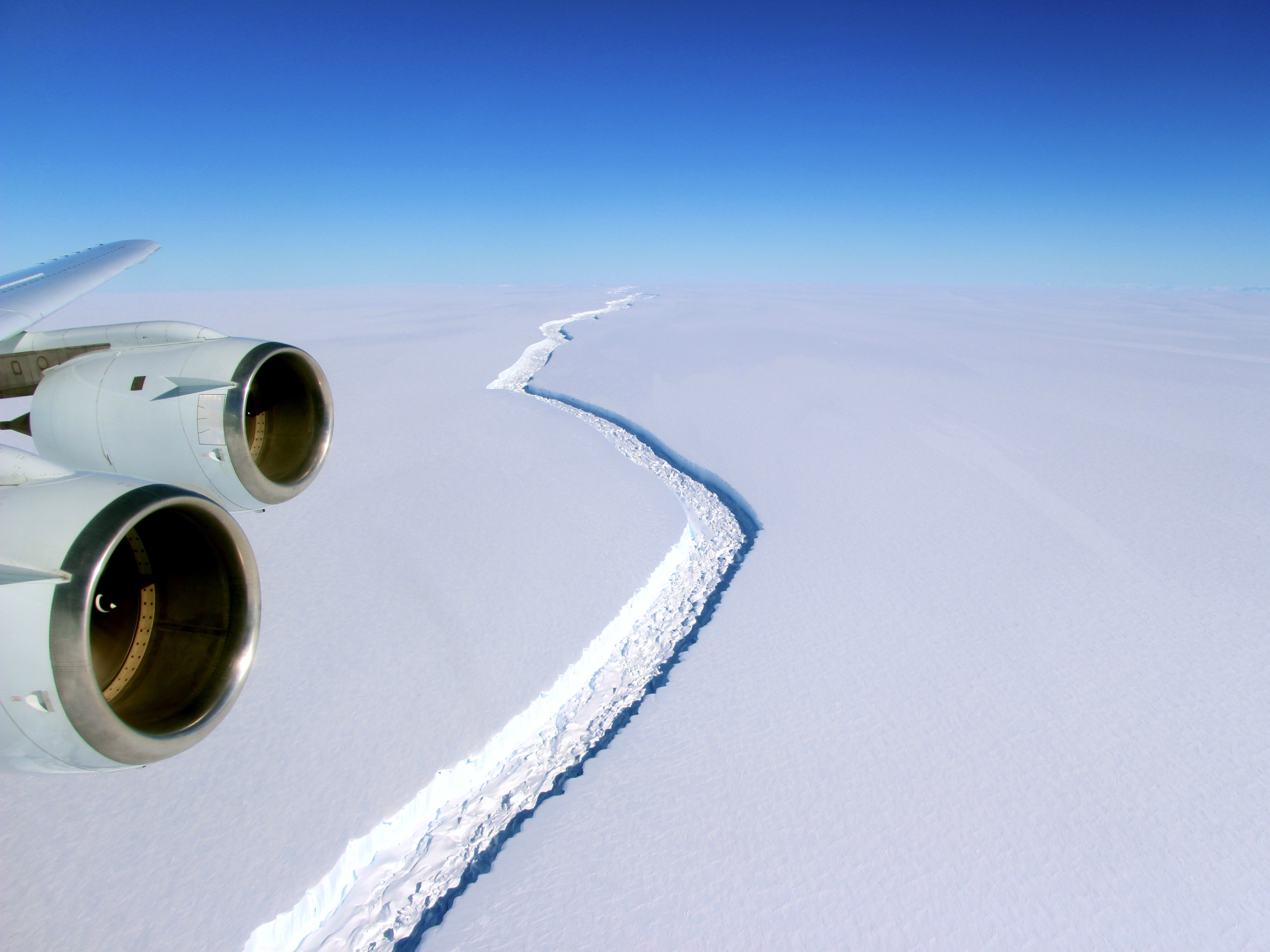 An Ice Shelf Is Cracking In Antarctica, But Not For The Reason You Think