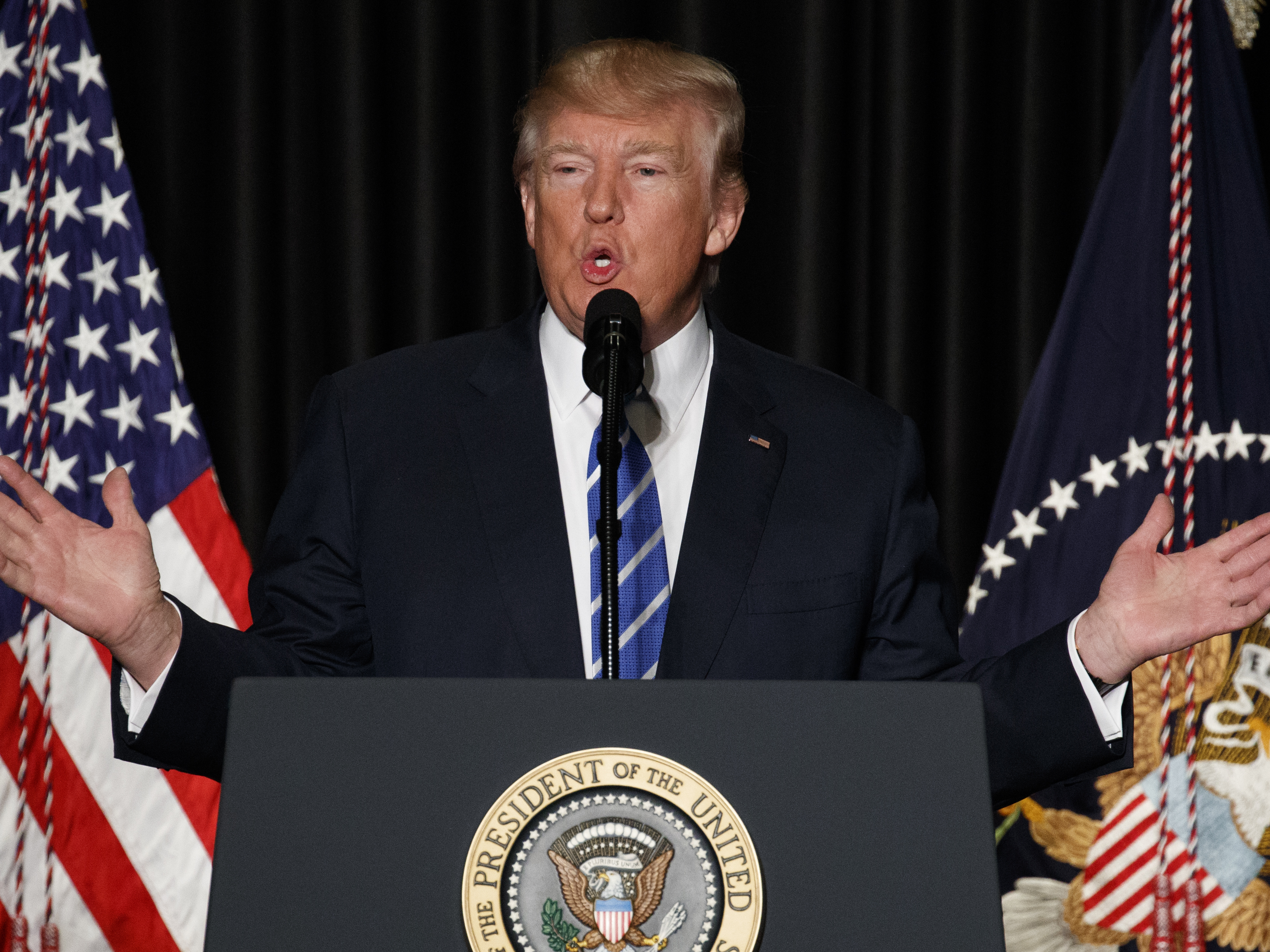 Trump calls on court to ‘do what’s right’ and uphold his travel ban