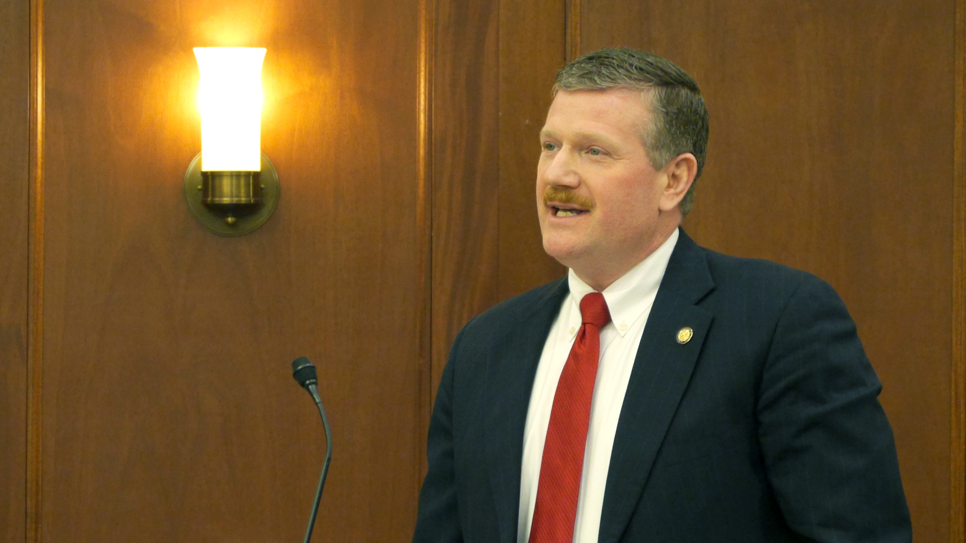 House passes bill to provide benefits to survivors of police, firefighters