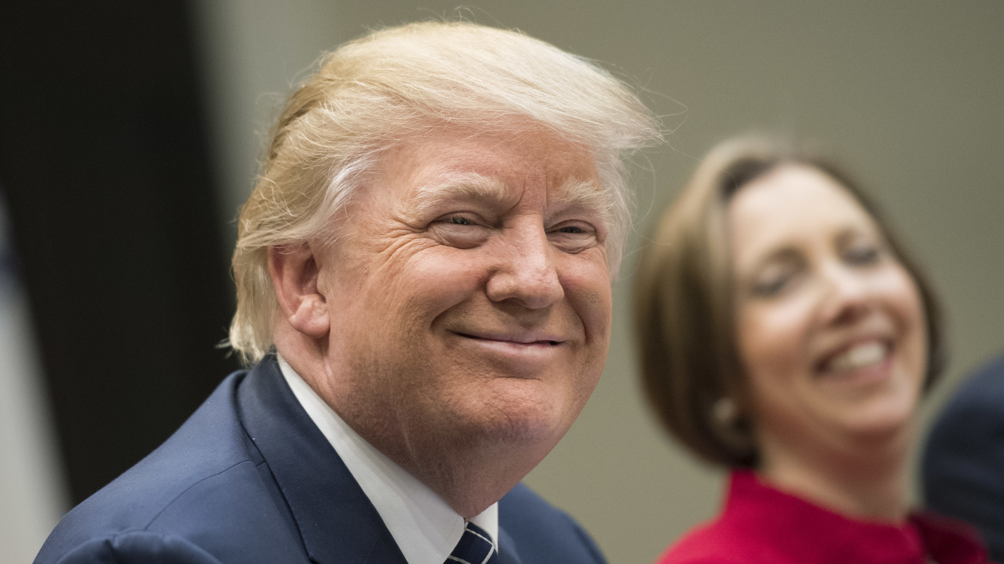 White House cheers numbers on jobs, border crossings