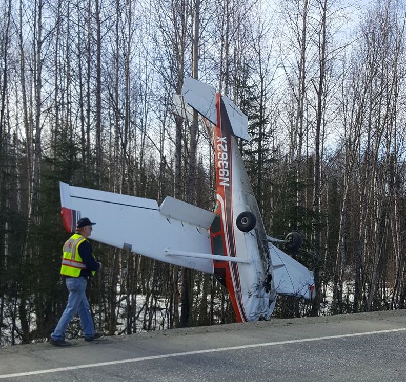Small aircraft crashes near Mile 90 of Parks Highway