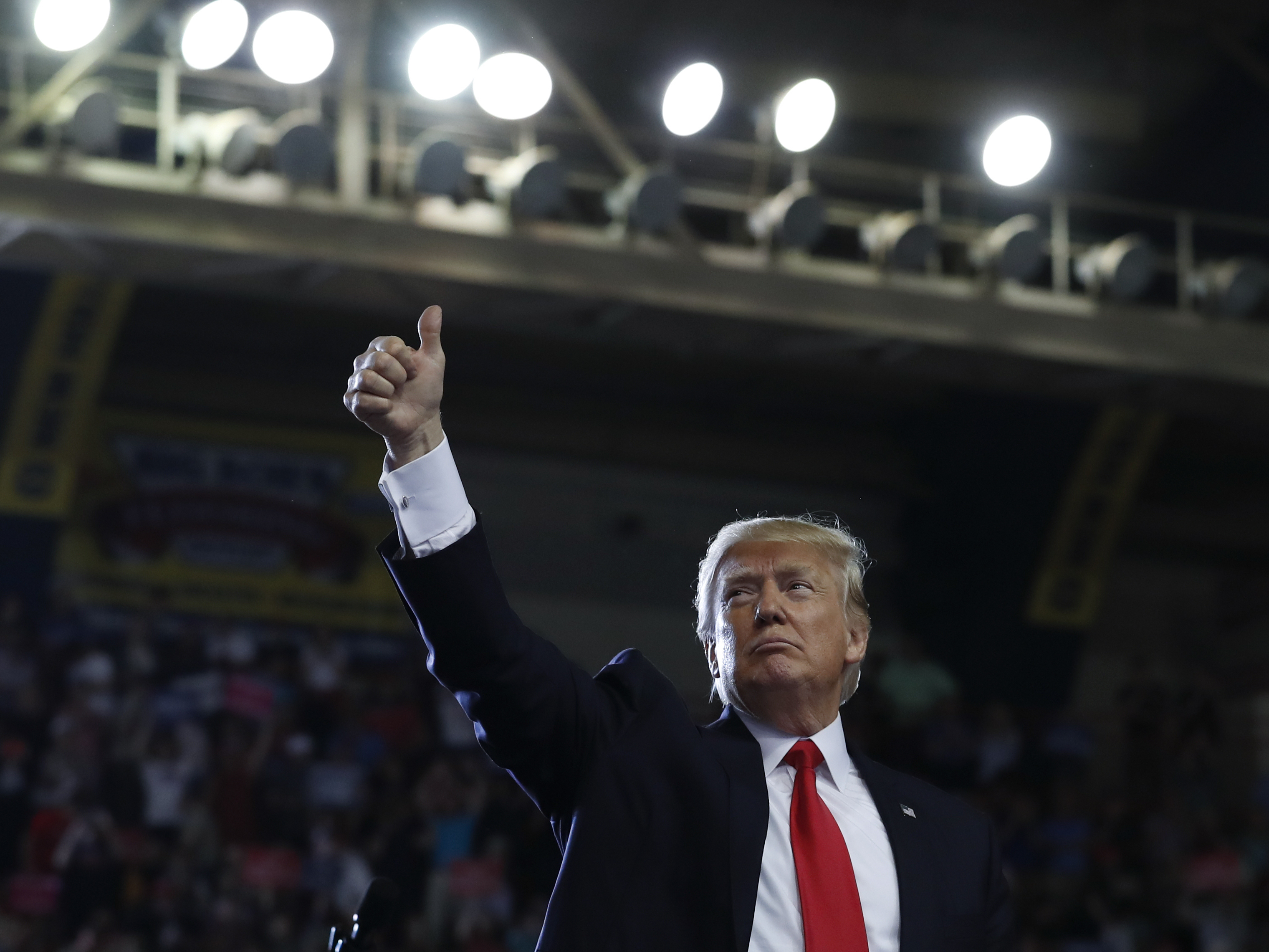 Trump holds rally in Pennsylvania as journalists gather at annual D.C. dinner