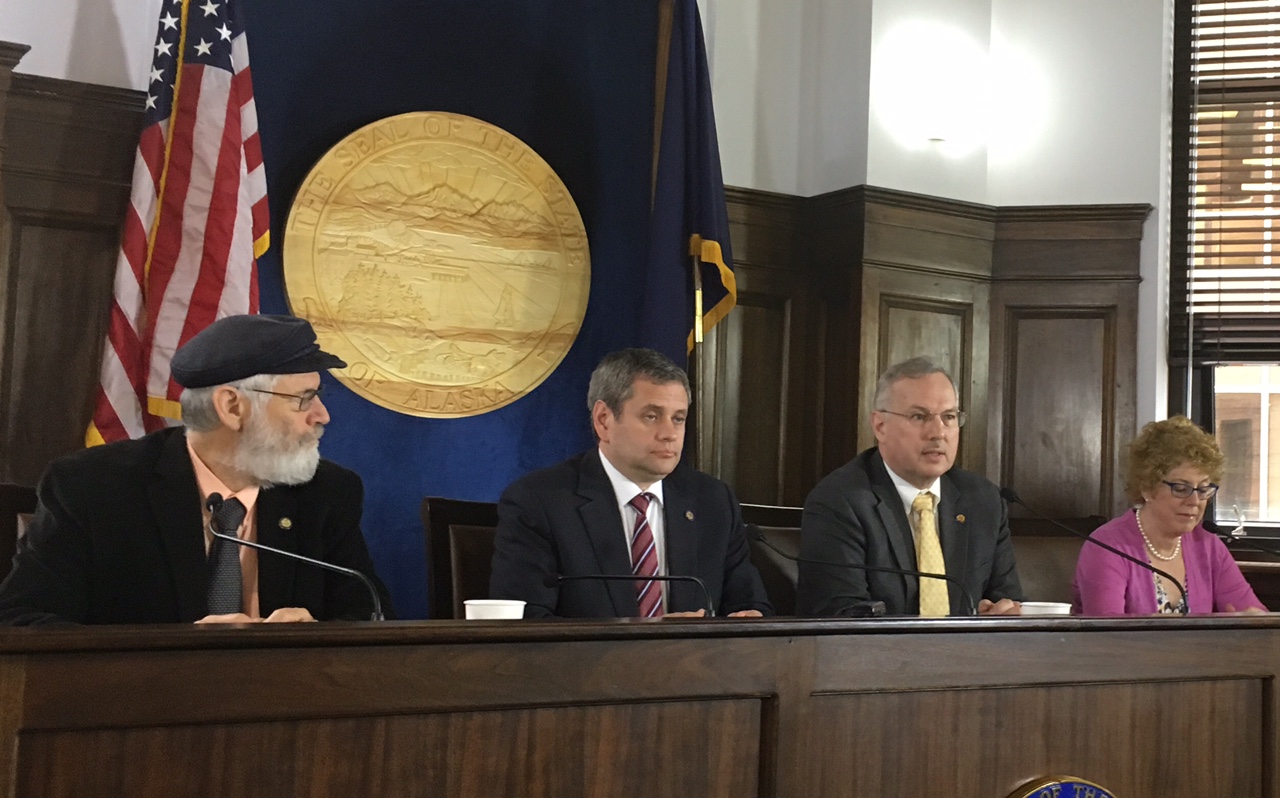 State House, Senate call for each other to give ground, Walker hopes for compromise