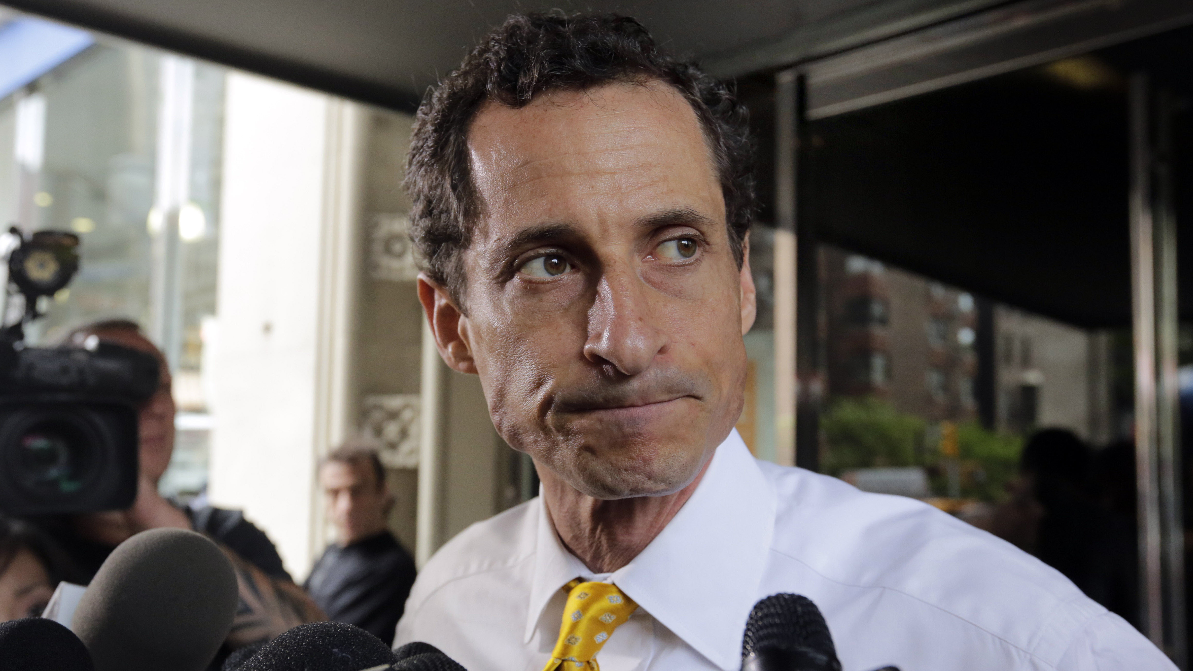 Anthony Weiner pleads guilty to charge over sexting with a minor