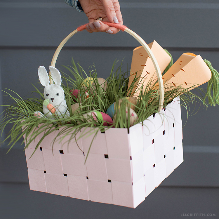 woven paper basket with easter grass