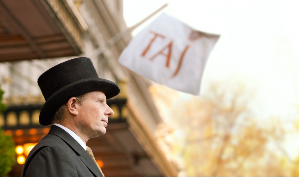 27653773-H1-DOORMAN