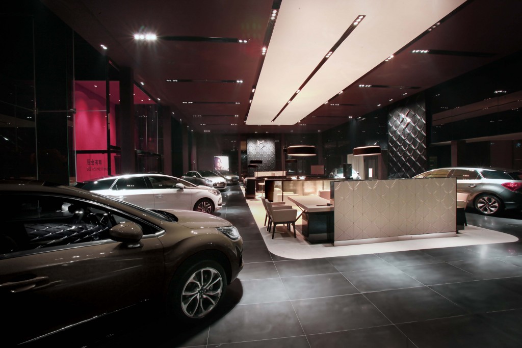 Citroën DS showroom