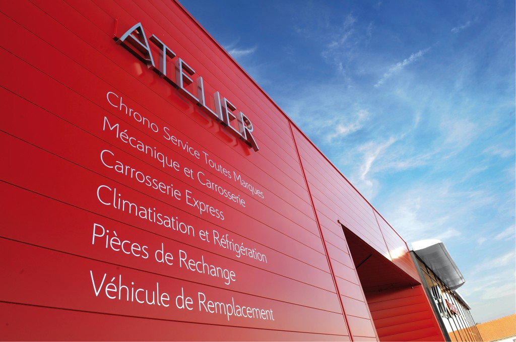 Citroën Exterior Signage