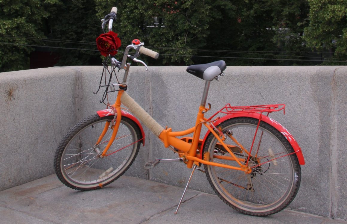 Bike in Moscow: Inside the Studio with Landor Moscow