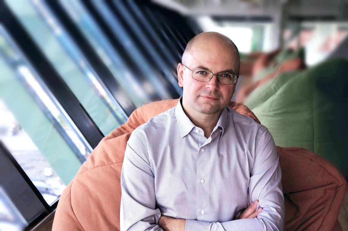 Oleg Kuzmin Bio Photo: Inside the studio with Landor Moscow