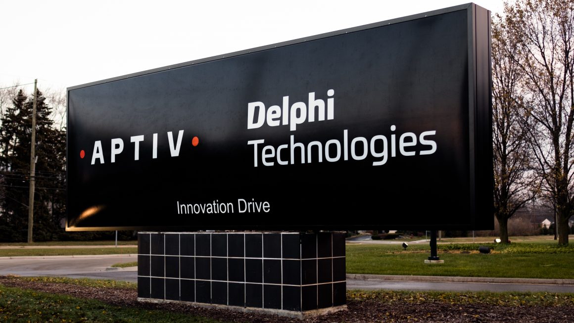 Aptiv and Delphi Technologies Logos