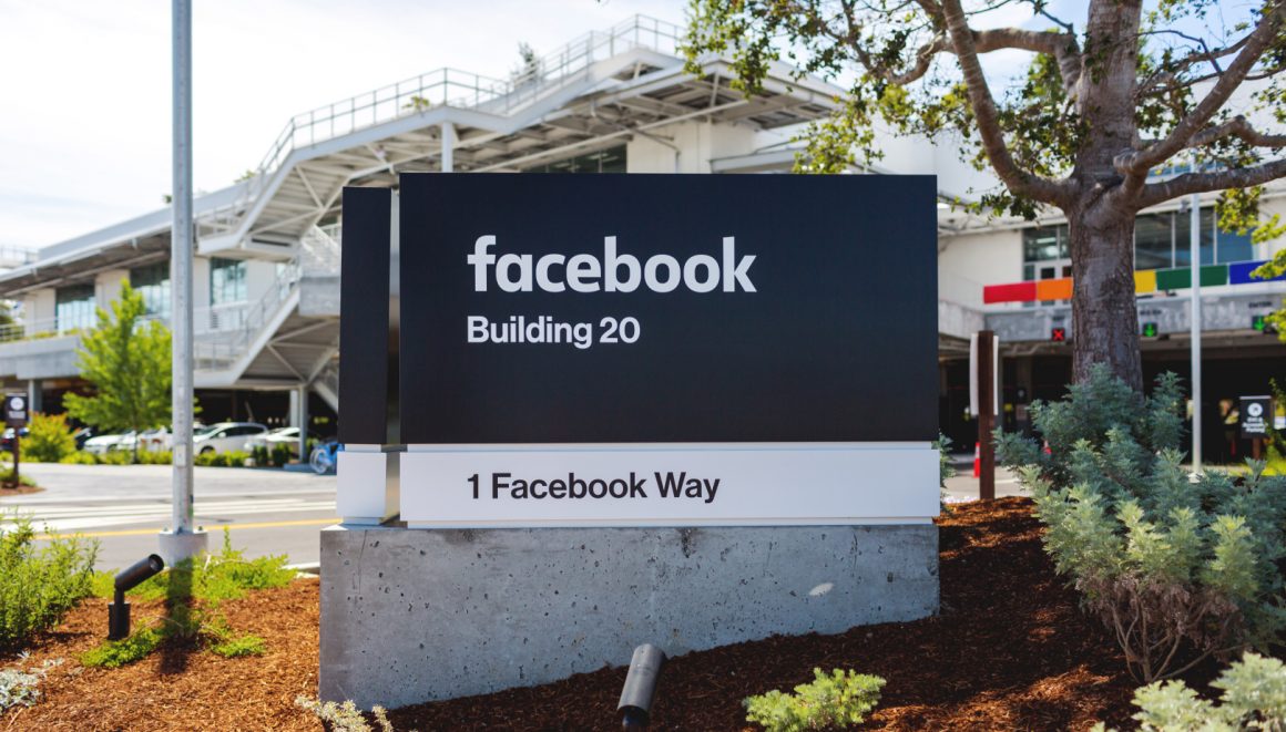 Facebook campus sign: Brand acquisition behavior