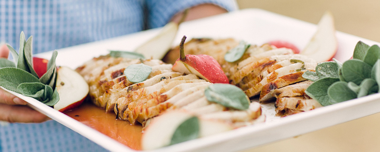 Roasted pork with red pears horizontal 2