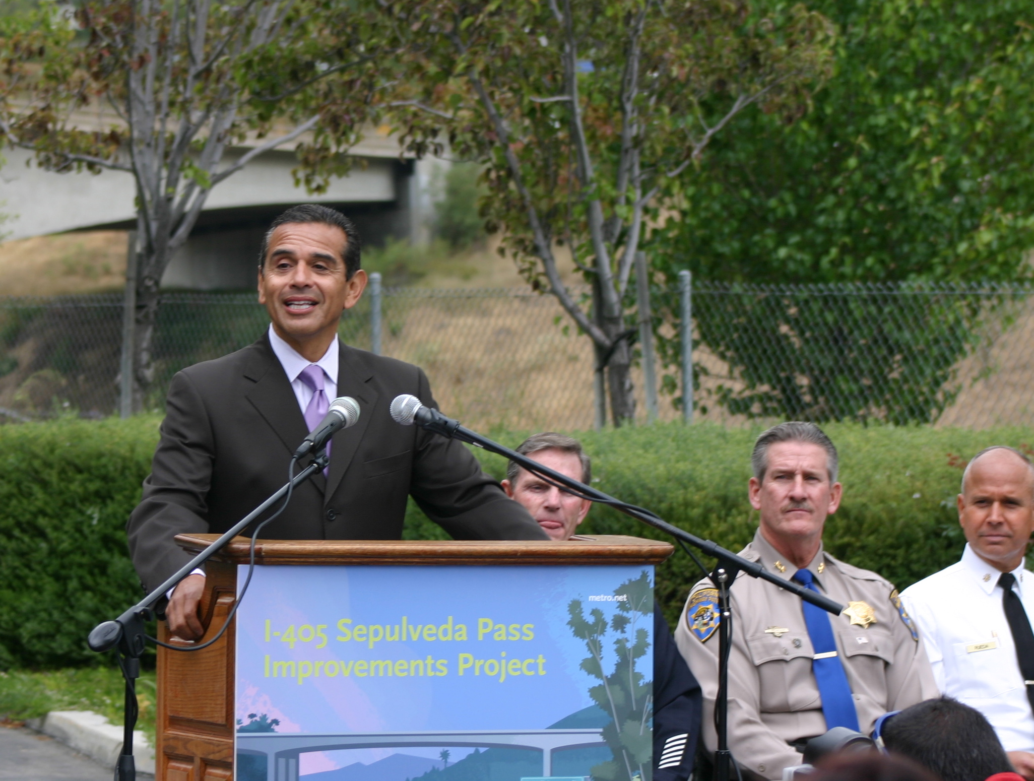 Villaraigosa 405