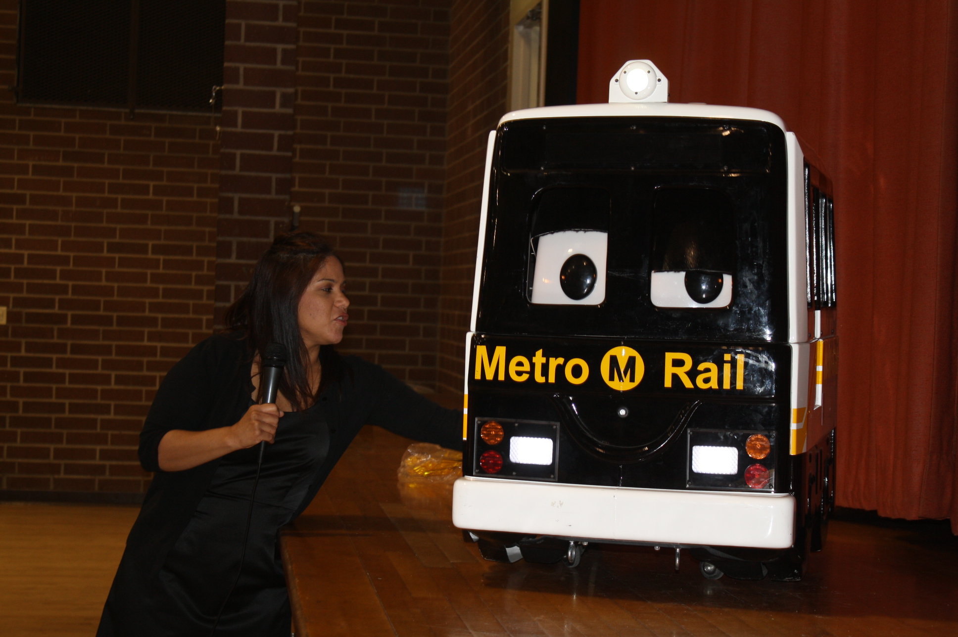 MTA Robots-Compton 044