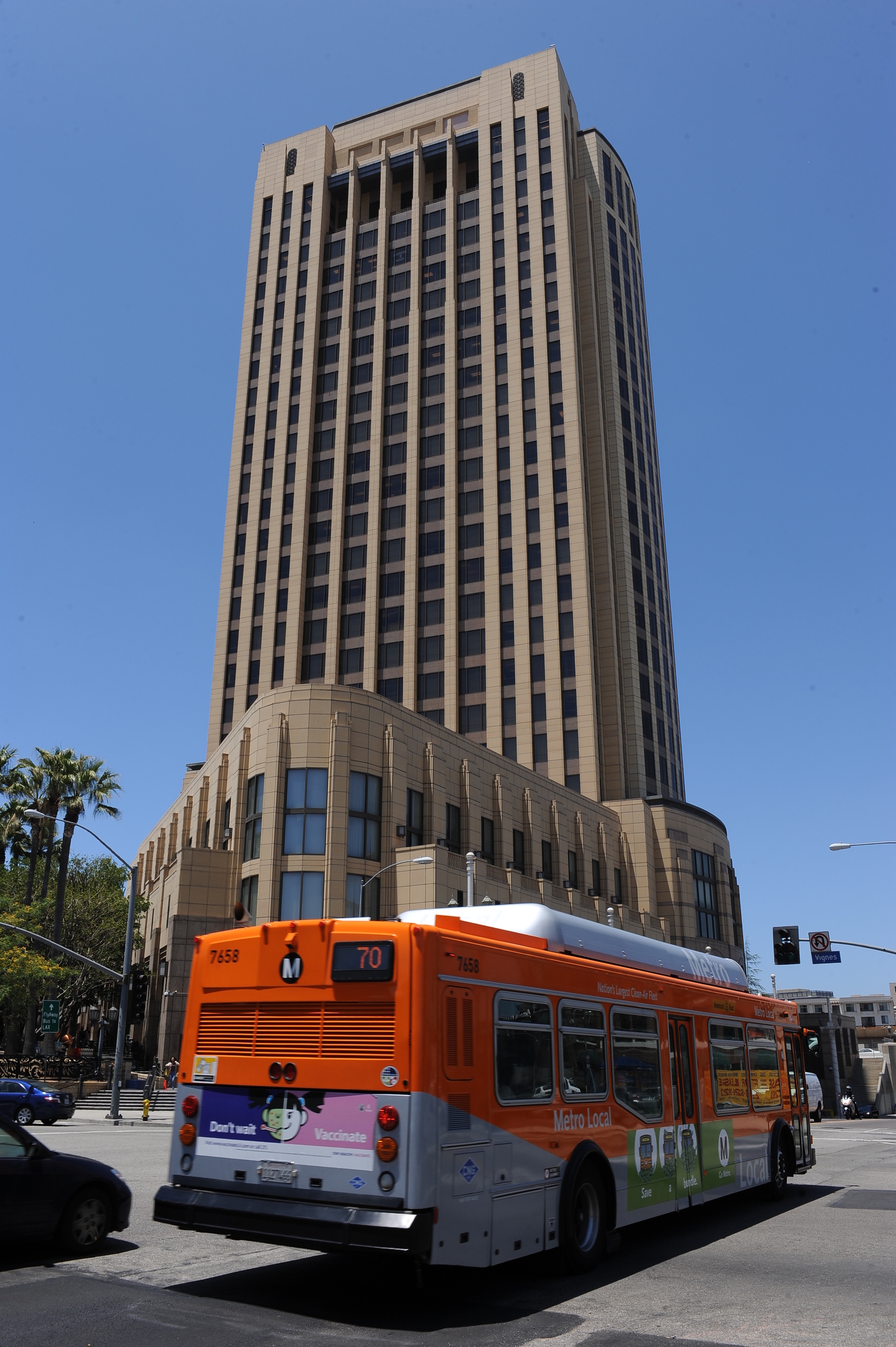 Metro Local Bus