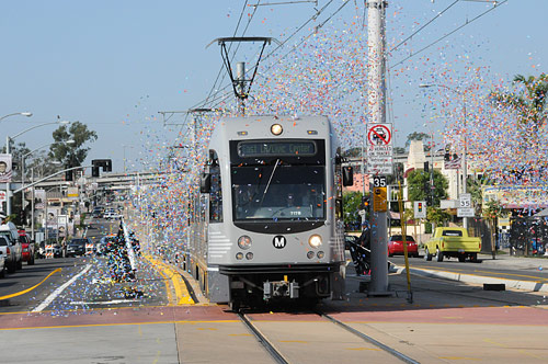 gl3069 Upon arrival at the East L.A. Civic Center, the Gold Line was also showered in confetti