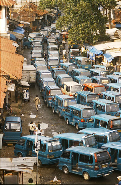 BusStation