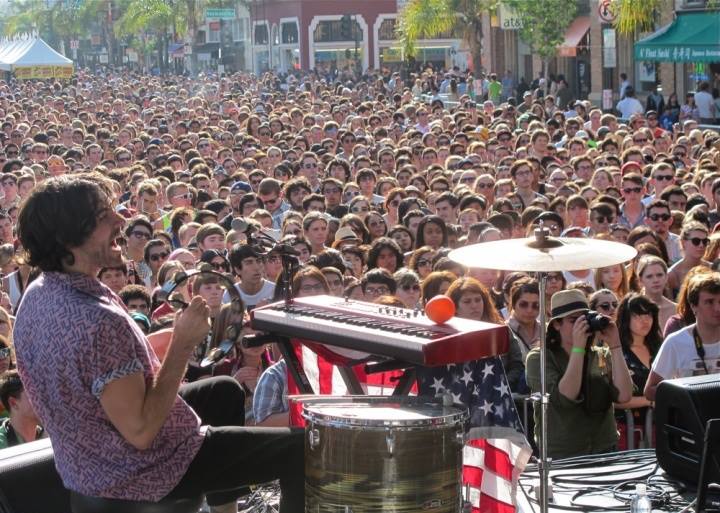 Heading to Make Music Pasadena? Don't forget to bring plenty of water and sunscreen! Photo from MMPasadena Official Facebook