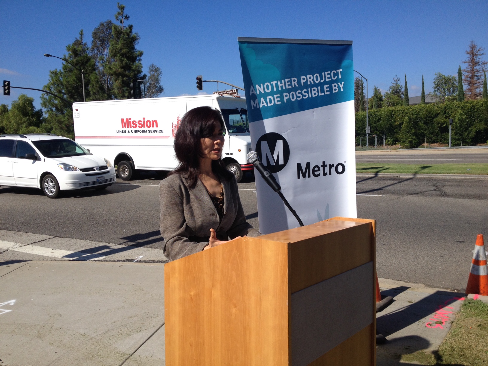 Metro Highway Program's Lan Saadatnejadi speaks at the Lindero Canyon/101 bridge project groundbreaking. Photo: Paul Gonzales/Metro