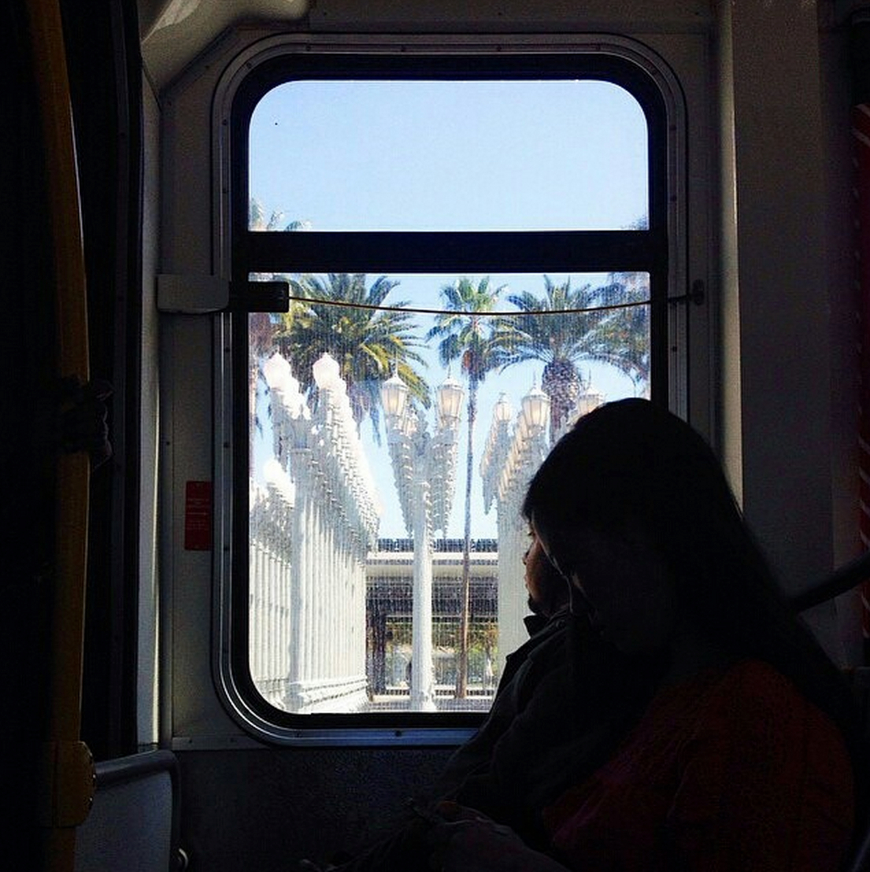 Photo: "The best view in the house" via Metro Instagram regram from @jeanneheo