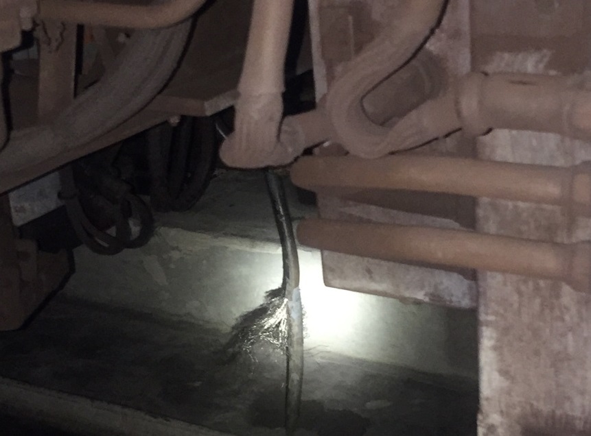 MRL loose power cables