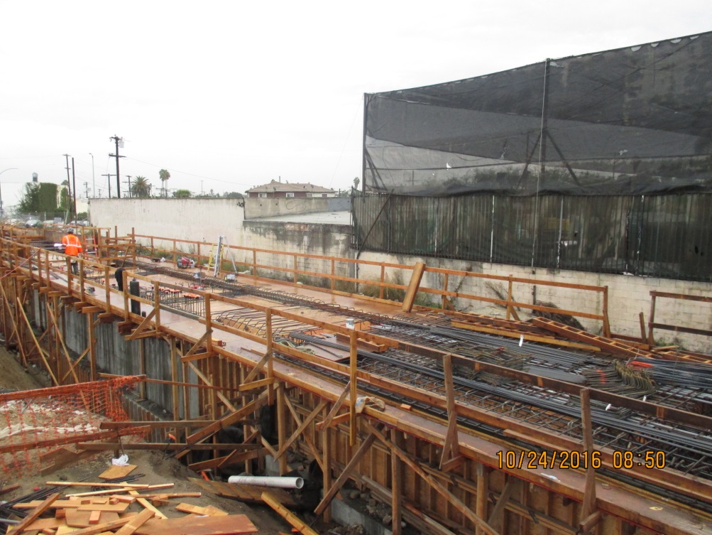 fairview-heights-station-crews-continued-with-rebar-and-formwork-installations-for-the-platform-deck