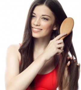 Cepillar el cabello