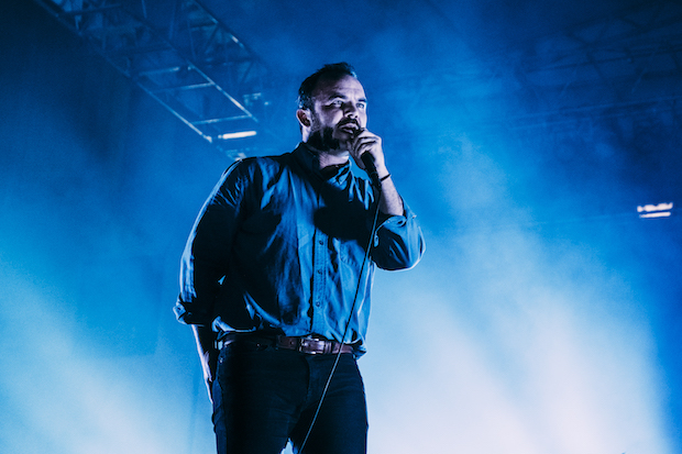 0-12 FutureIslands_LOTG9-3-17-Insert