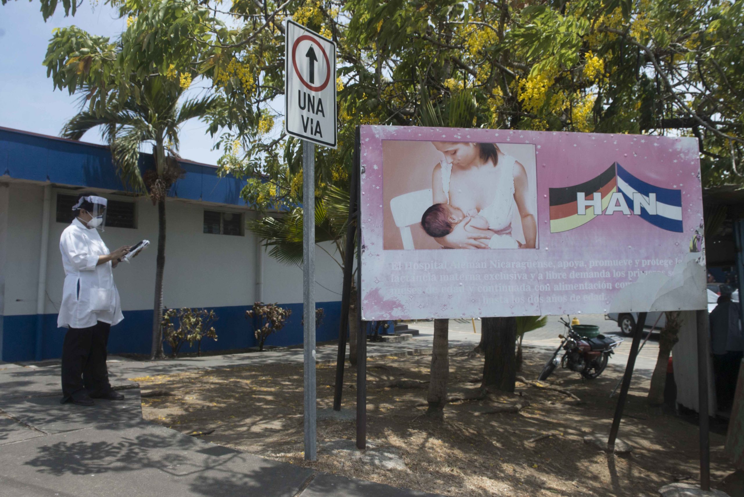 Hospital Alemán, Covid-19, médicos