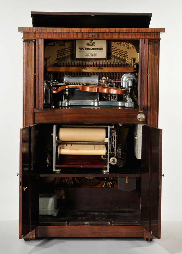 Coin-operated Mills Novelty Violano Virtuoso, No. 3002 (Lot 280, Estimate $15,000-$25,000)