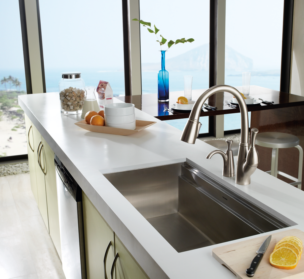 Allora PullDown Kitchen Faucet For Residential Pros