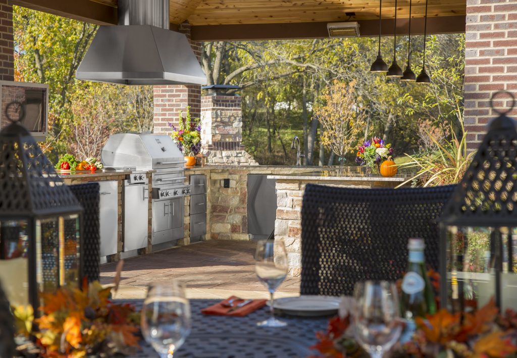 Outdoor IslandMount Vent Hood For Residential Pros