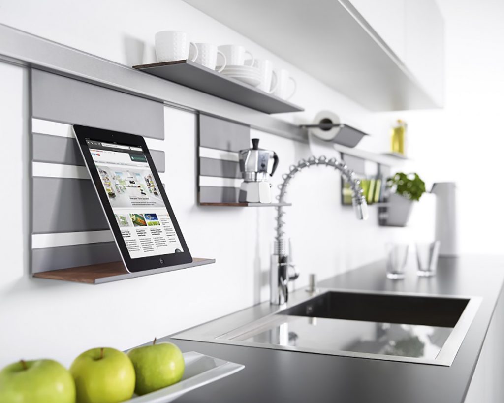 LINERO MosaiQ Rail For Residential Pros