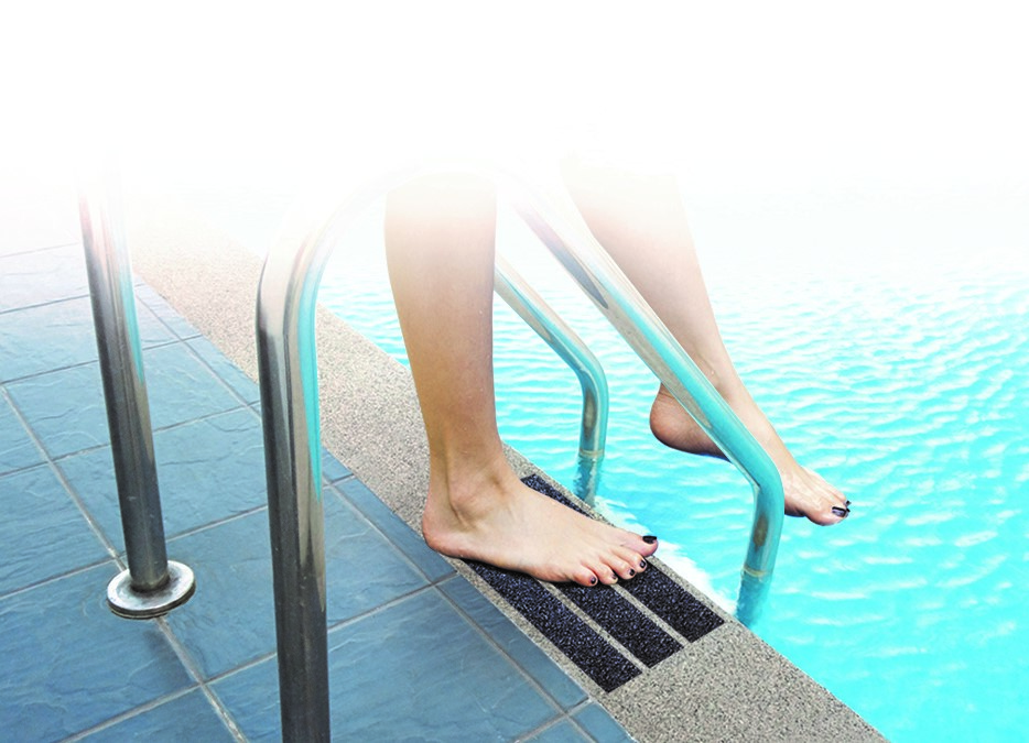 Slipresistant coating for dry, wet, underwater surfaces For