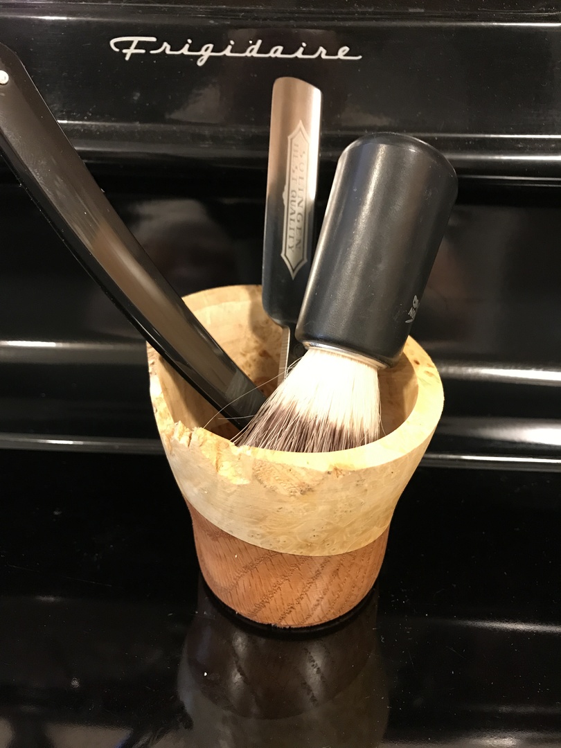 DOVO "Best Quality" Straight Razor, Black Handle Fendrihan Canada