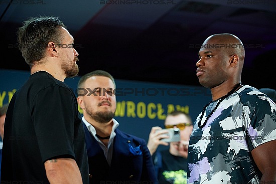 Alexander Krassyuk, Oleksandr Usyk, Daniel Dubois, 2023, Warsaw, Poland, face off, face to face