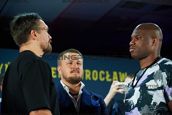 Alexander Krassyuk, Oleksandr Usyk, Daniel Dubois, 2023, Warsaw, Poland, face off, face to face