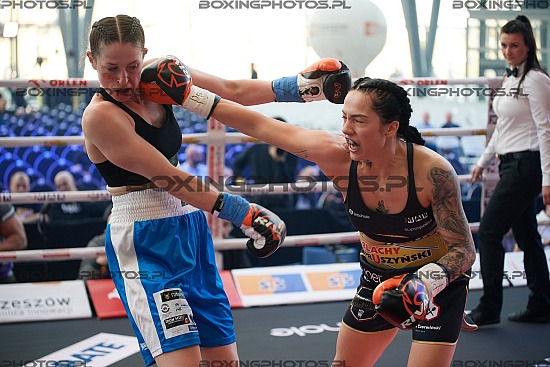 Ada Jędrzejczyk, ada, jedrzejczyk,monika lis,knockout boxing night 27, rzeszow, poland, knockout promotions, kbn 27