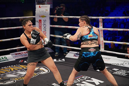 Justyna Walas, Justyna Walaś, Nana Chakhvashvili, KBN 24, KnockOut Boxing Night, 2022, Lublin, Poland,